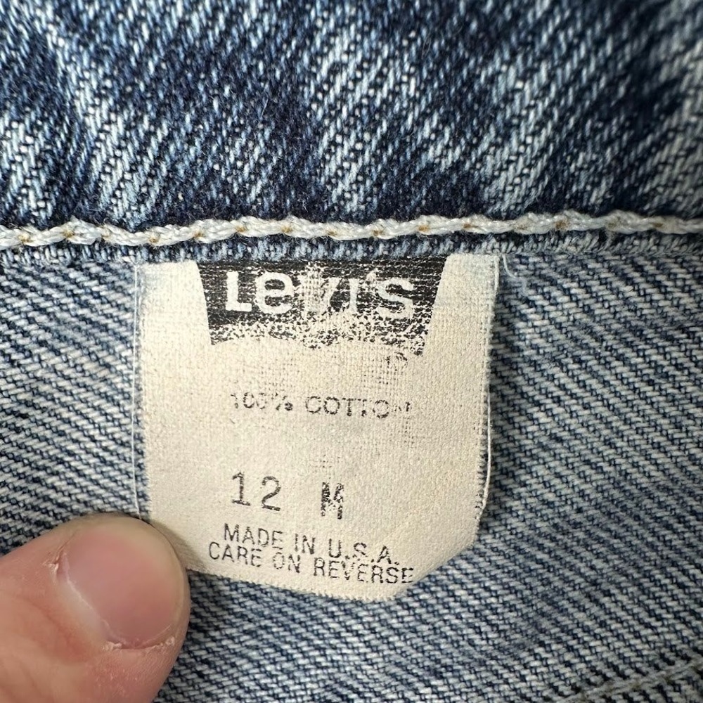 Vintage Levis Medium Shorts High Rise Denim Wash Jorts Made in USA 90s - Picture 4 of 7